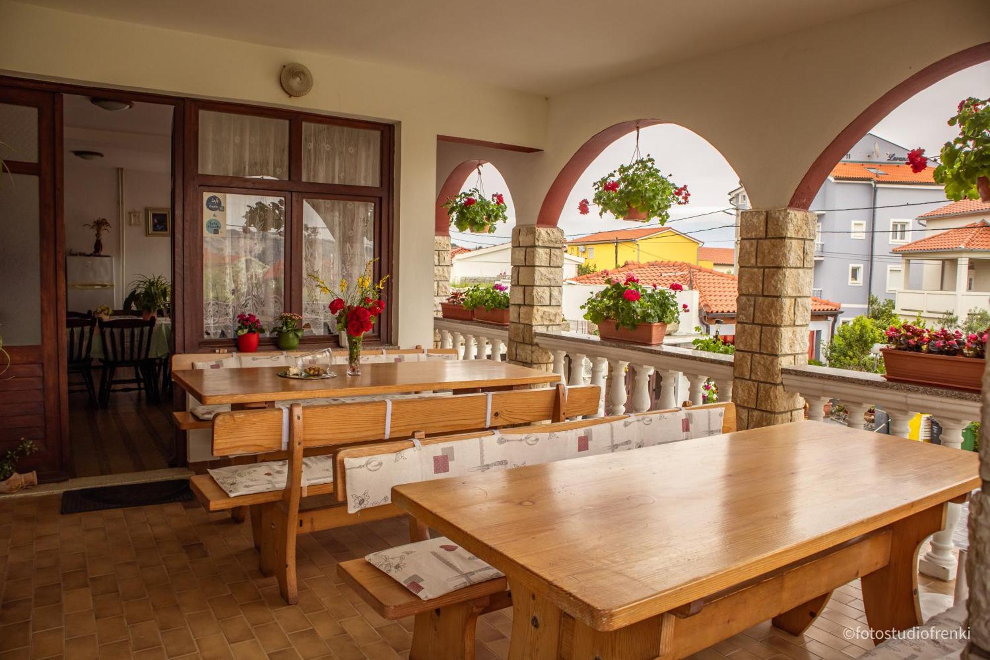 Guesthouse Marija Lopar Extérieur photo