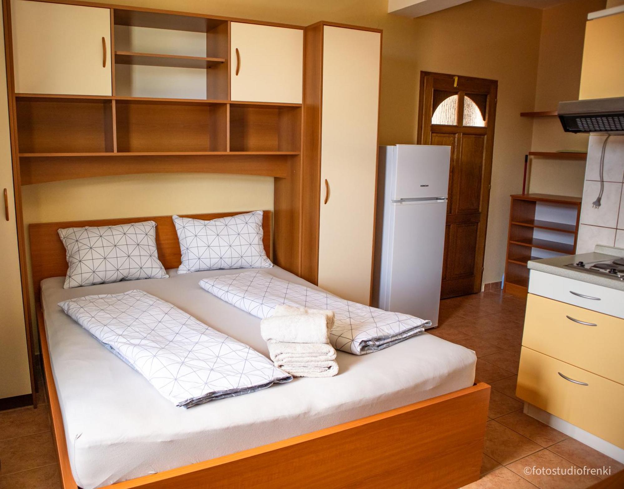Guesthouse Marija Lopar Extérieur photo